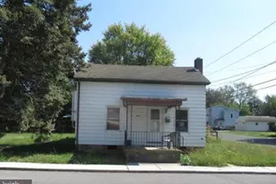 240 R Water St, Middletown, PA 17057 - Photo 1