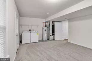 714 Gregs Dr, Harrisburg, PA 17111 - Photo 2