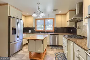 5691 Chambers Hill Rd, Harrisburg, PA 17111 - Photo 12