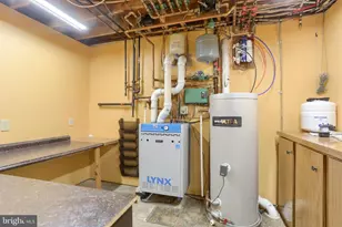 5691 Chambers Hill Rd, Harrisburg, PA 17111 - Photo 42