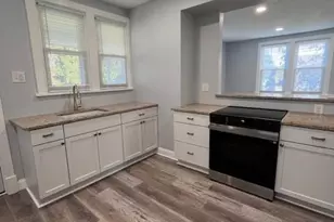 25 Duke St, Hershey, PA 17033 - Photo 8