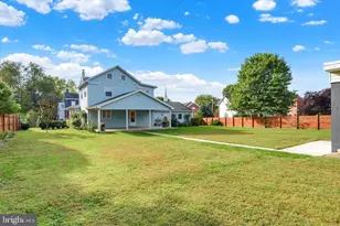 29 W Main St, Hershey, PA 17033 - Photo 32