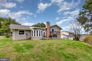 729 Hill Top Ln, Hershey, PA 17033 - Photo 26