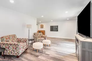 729 Hill Top Ln, Hershey, PA 17033 - Photo 12