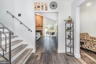 729 Hill Top Ln, Hershey, PA 17033 - Photo 8