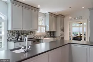 118 Elm Ave, Hershey, PA 17033 - Photo 10