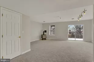 5772 Hidden Lake Dr, Harrisburg, PA 17111 - Photo 16