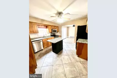 2040 Chevy Chase Drive, Harrisburg, PA 17110 - Photo 14