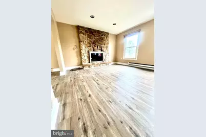 2040 Chevy Chase Drive, Harrisburg, PA 17110 - Photo 10