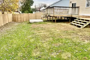 2040 Chevy Chase Dr, Harrisburg, PA 17110 - Photo 32