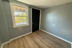 2469 Adrian St, Harrisburg, PA 17104 - Photo 12