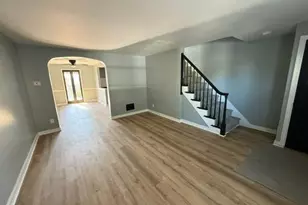 2469 Adrian St, Harrisburg, PA 17104 - Photo 2