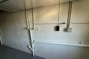 2469 Adrian St, Harrisburg, PA 17104 - Photo 14