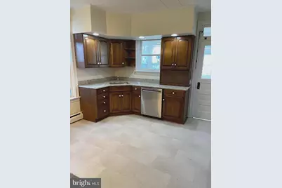 27 W High Street, Hummelstown, PA 17036 - Photo 4