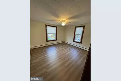 27 W High Street, Hummelstown, PA 17036 - Photo 10