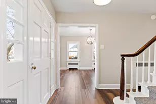 3102 Schoolhouse Ln, Harrisburg, PA 17109 - Photo 2