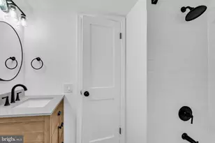 6470 Colchester Ave, Harrisburg, PA 17111 - Photo 4