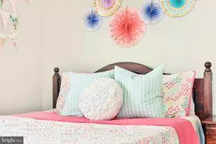 102 Peregrine Ln, Hummelstown, PA 17036 - Photo 16