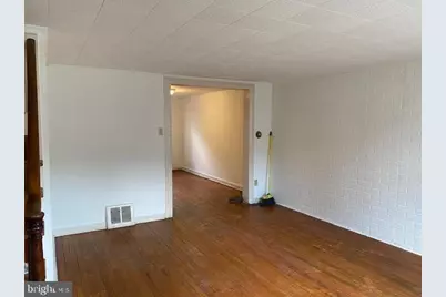 2302 Kensington Street, Harrisburg, PA 17104 - Photo 2