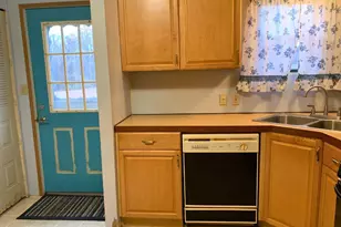 8 Midland Dr, Millersburg, PA 17061 - Photo 4