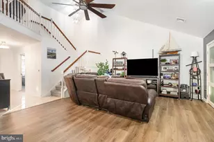 104 Cambridge Dr, Hershey, PA 17033 - Photo 4