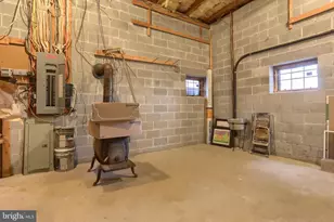 1609 Spring Hill Dr, Hummelstown, PA 17036 - Photo 52