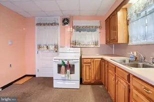 304 N 2nd St, Lykens, PA 17048 - Photo 12