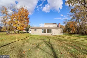 2198 Gale Dr, Harrisburg, PA 17110 - Photo 10