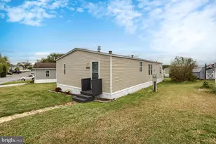 292 Dallas Dr, Grantville, PA 17028 - Photo 4