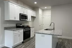 126 Magnolia Dr, Middletown, PA 17057 - Photo 6