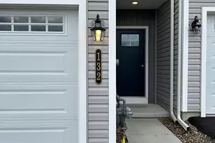 132 Magnolia Dr, Middletown, PA 17057 - Photo 2