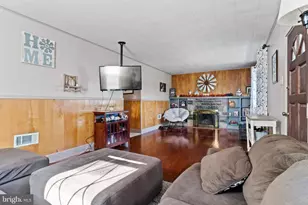 915 Main St, Harrisburg, PA 17113 - Photo 8