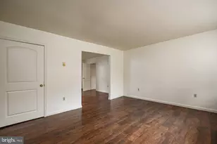 3748 Tudor Dr, Harrisburg, PA 17109 - Photo 4