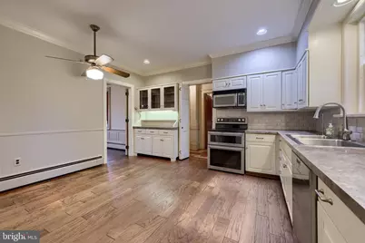 226 E Caracas Avenue, Hershey, PA 17033 - Photo 20