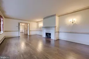 226 E Caracas Ave, Hershey, PA 17033 - Photo 8