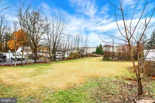 6221 Blue Bird Ave, Harrisburg, PA 17112 - Photo 24