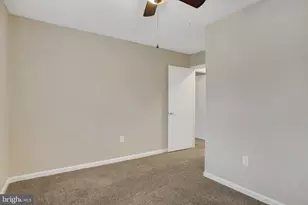 5586 Edsel St, Harrisburg, PA 17109 - Photo 16