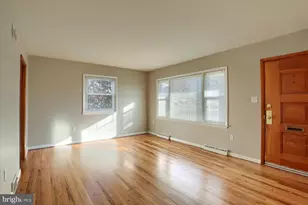 3240 Cloverfield Rd, Harrisburg, PA 17109 - Photo 4