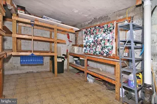 2340 Berryhill St, Harrisburg, PA 17104 - Photo 40