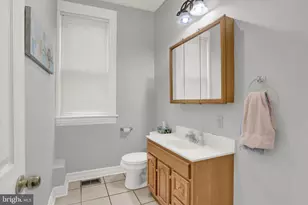 2412 N 2nd St, Harrisburg, PA 17110 - Photo 12