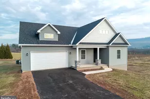 14 Jesse Ln, Halifax, PA 00000 - Photo 2