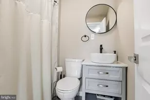 547 S Front St, Harrisburg, PA 17104 - Photo 18