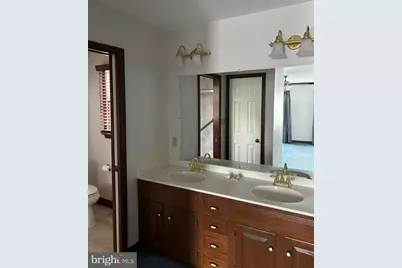 2430 E Bayberry Drive, Harrisburg, PA 17112 - Photo 20