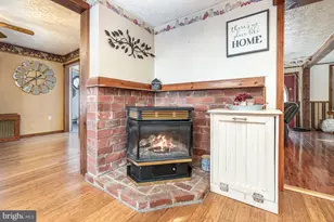 599 E Market St, Williamstown, PA 17098 - Photo 16