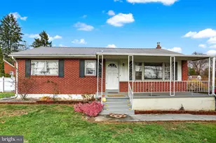 2588 Spring Garden Dr, Middletown, PA 17057 - Photo 2