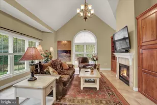 4528 Laurelwood Dr, Harrisburg, PA 17110 - Photo 12