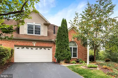 4528 Laurelwood Drive, Harrisburg, PA 17110 - Photo 2