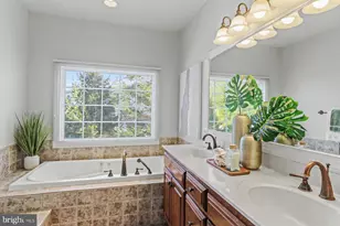 4528 Laurelwood Dr, Harrisburg, PA 17110 - Photo 28