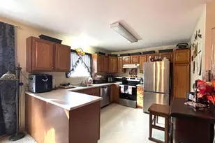 7225 Capital Dr, Harrisburg, PA 17111 - Photo 4