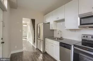 1315 James St, Harrisburg, PA 17102 - Photo 10